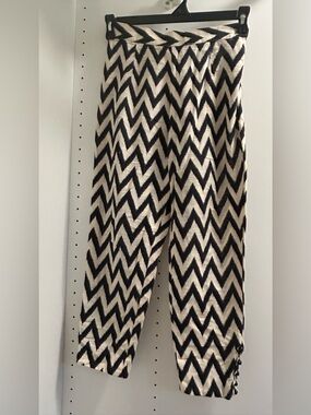 Chevron Crop Pants in Black & Cream